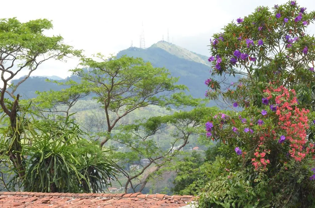 The Buena Vista Kandy 0*,