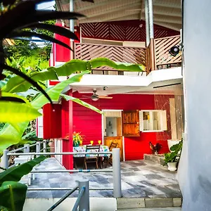 https://castara-cottage.comcaribbean.com